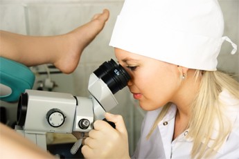 Кольпоскопия - один из методов диагностики эндометриоза шейки матки