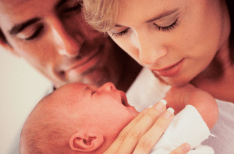 Ученые считают, что своим плачем младенцы намеренно мешают родителям зачать еще одного ребенка.